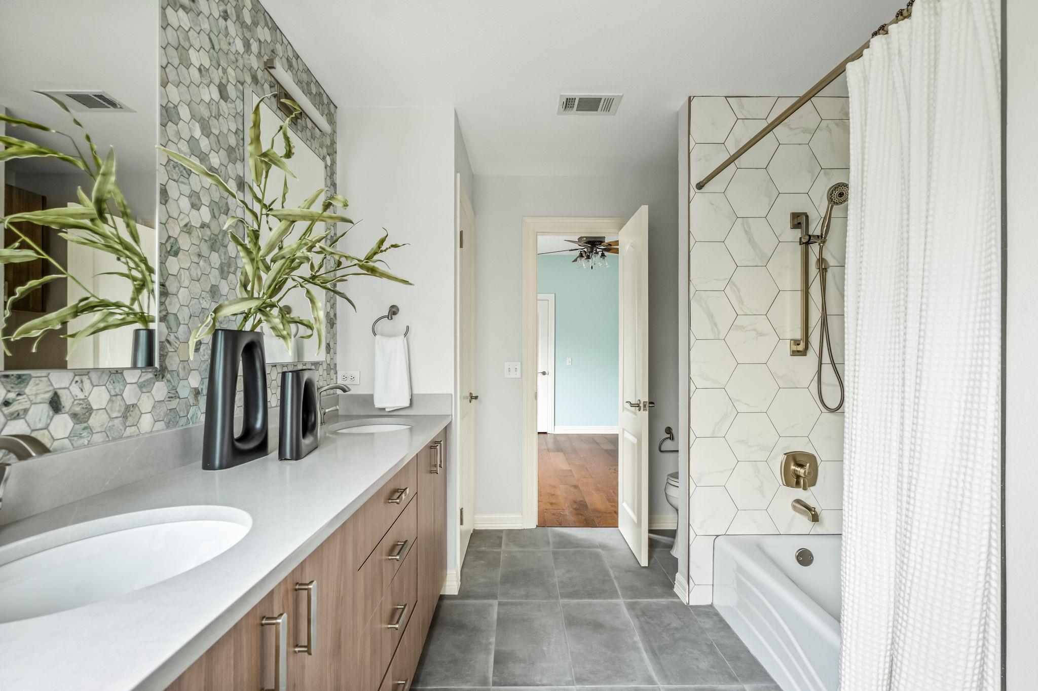 1908 Real Catorce DR