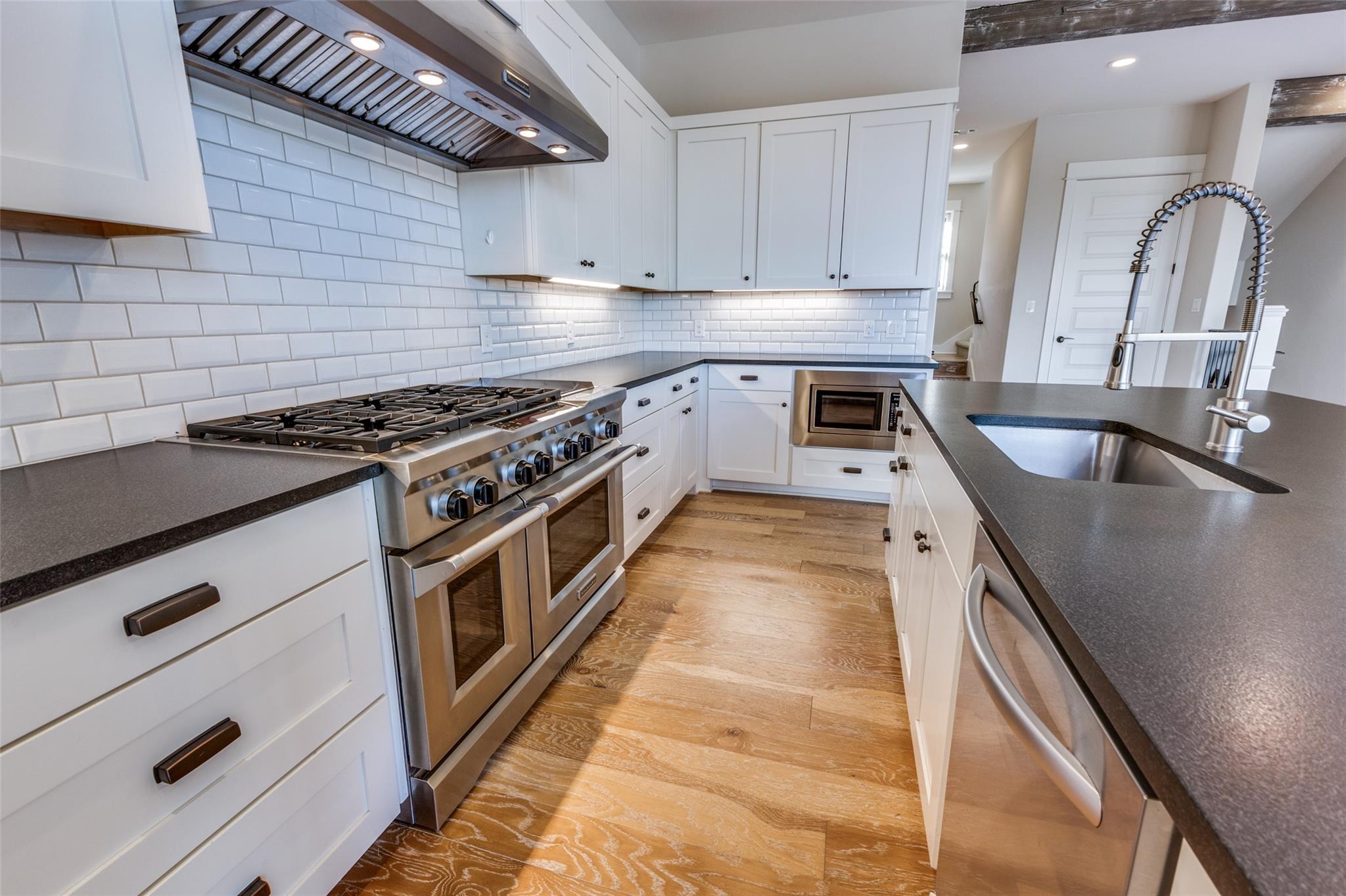 2217 Seabiscuit CV # 107