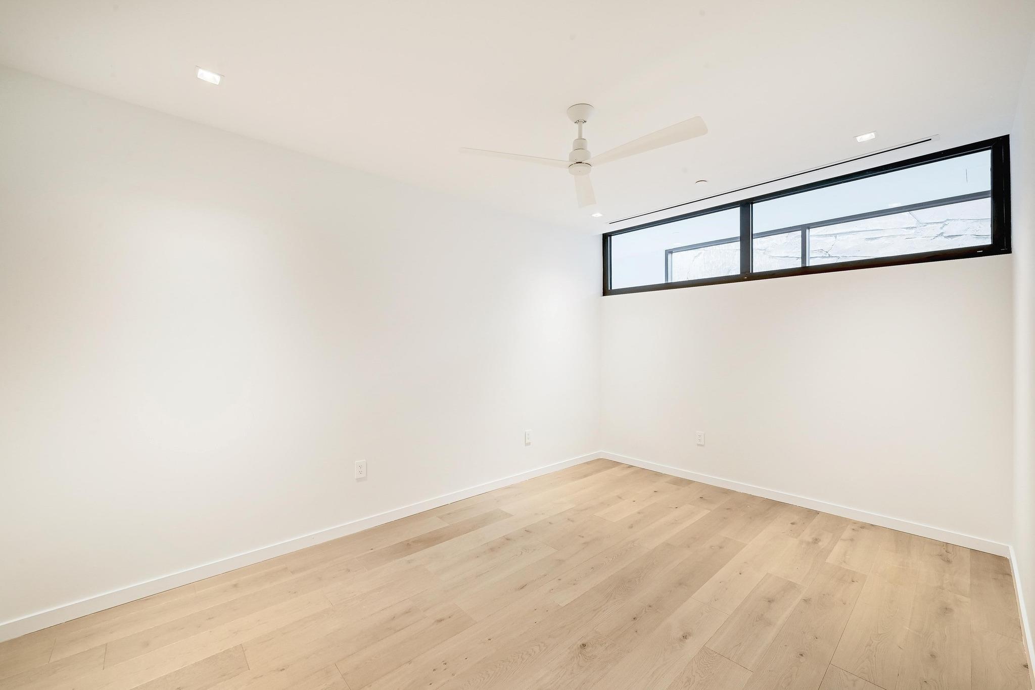 1006 Baylor ST # 203