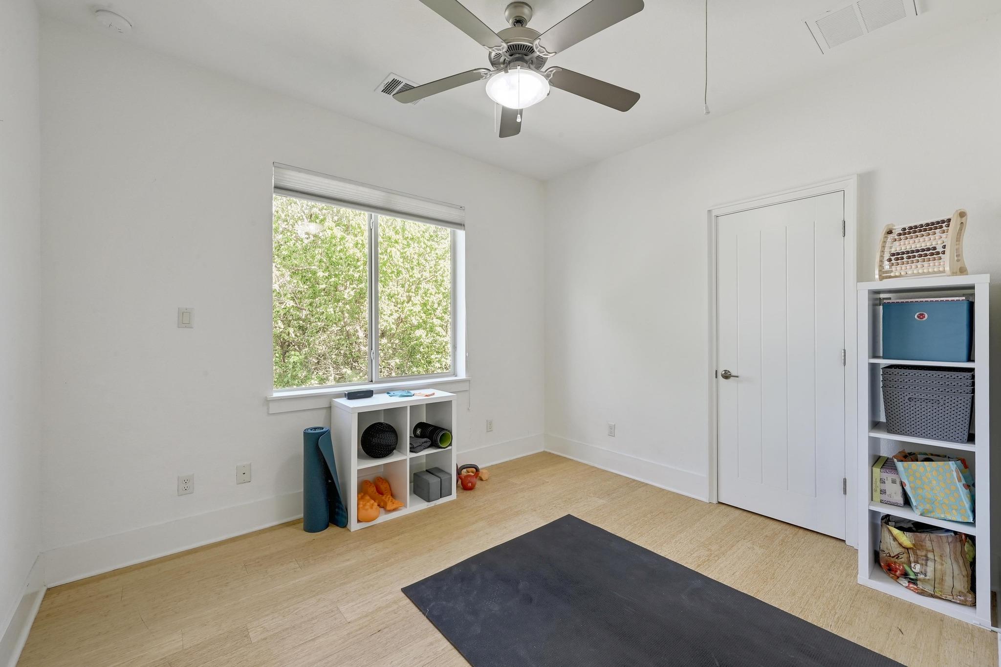 1601 Houston ST # 2