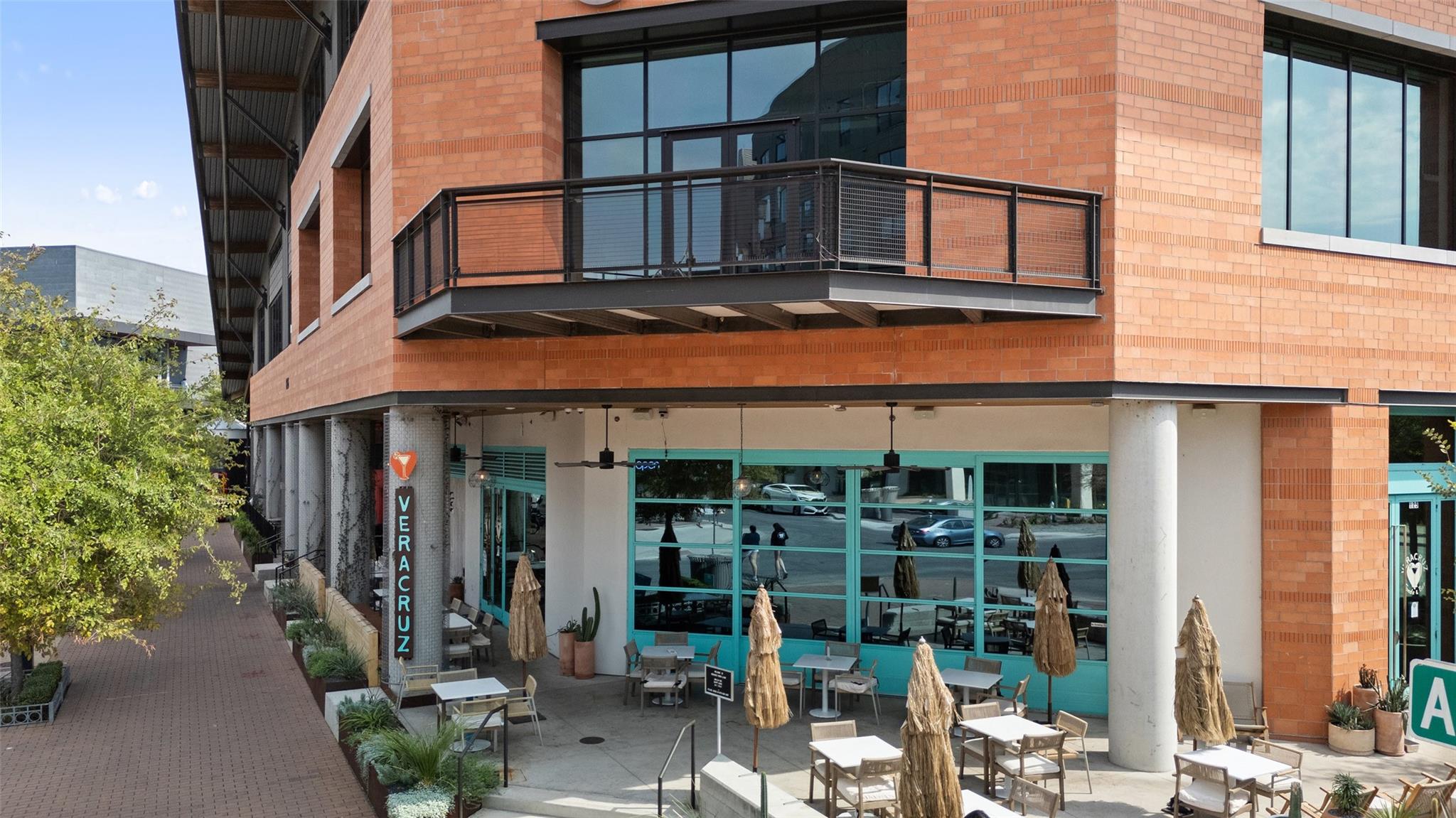 1701 Simond Ave # 206