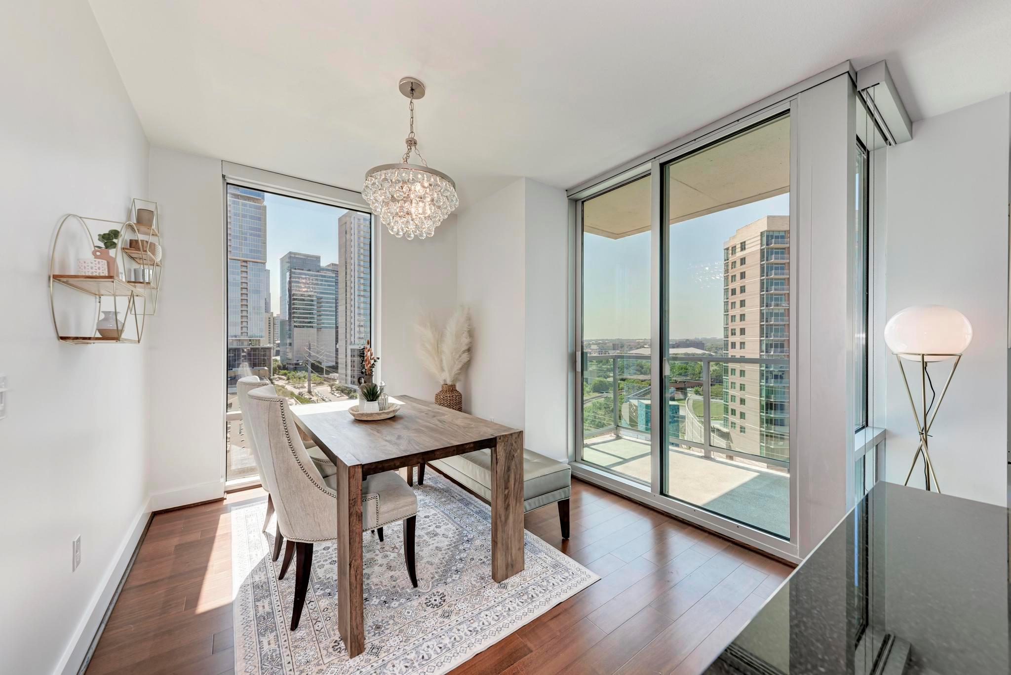 300 Bowie ST # 1003
