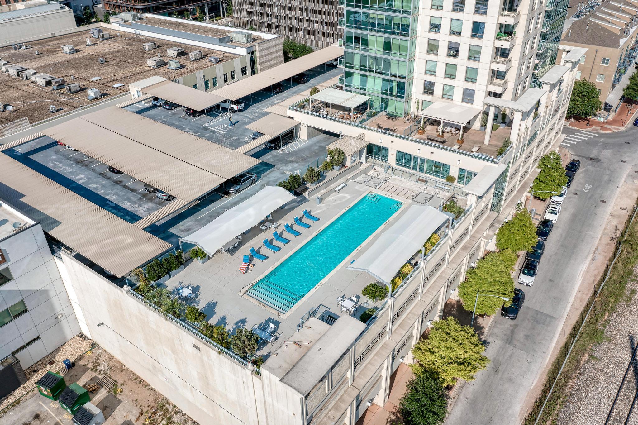 300 Bowie ST # 1003