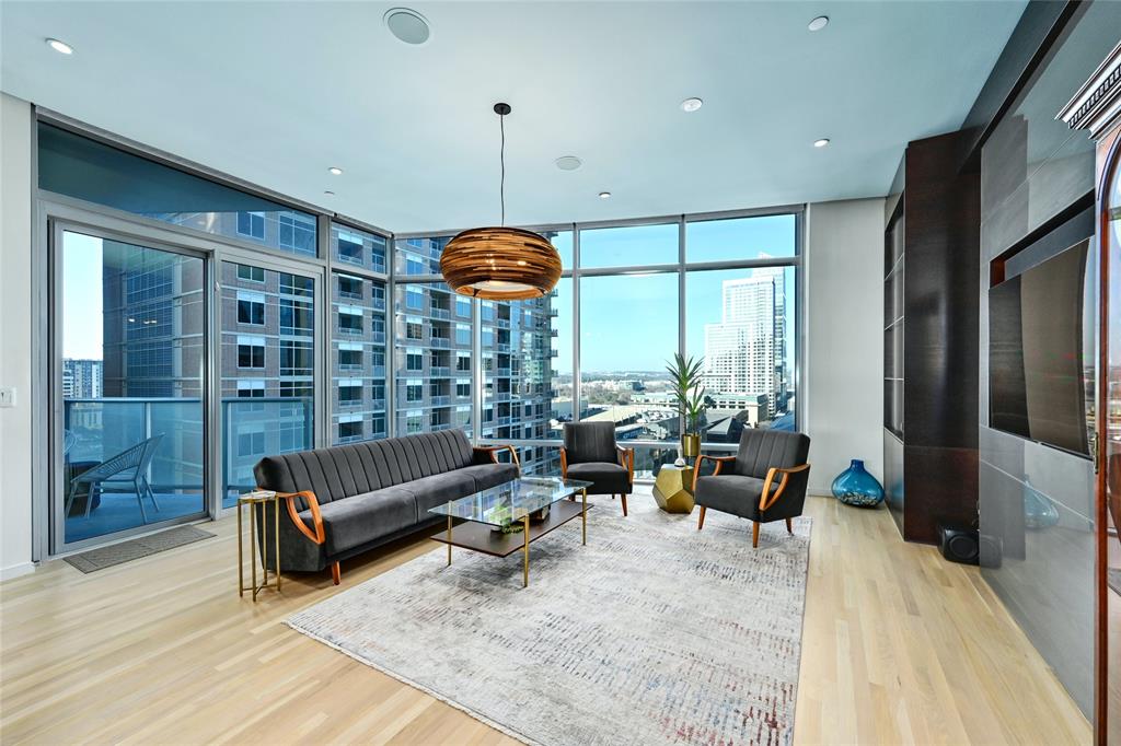 200 Congress Ave Unit: 12AC