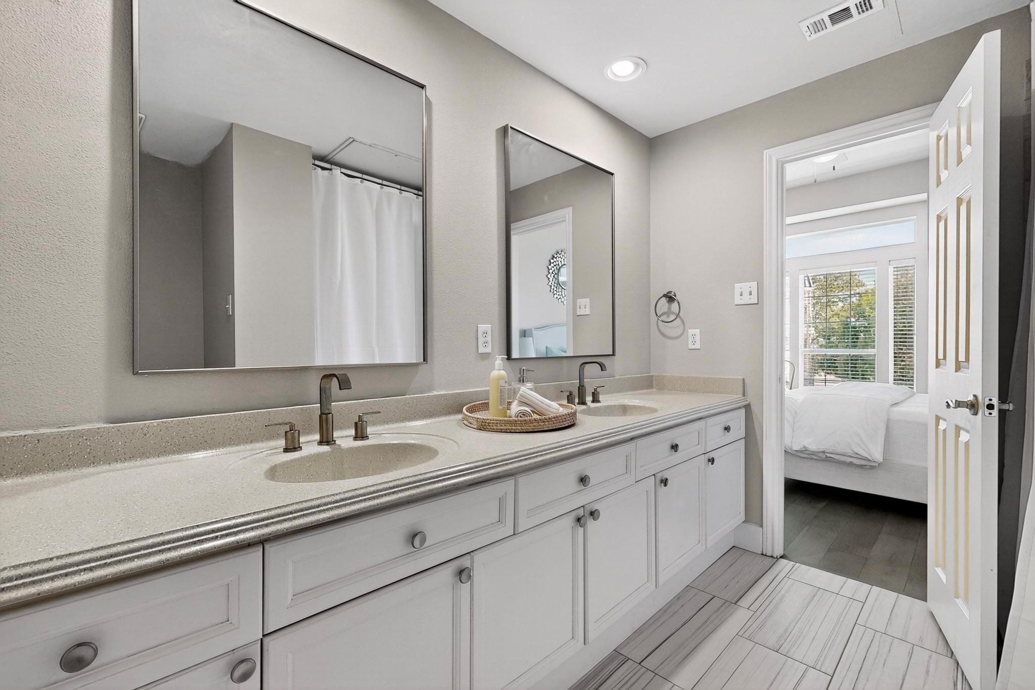 2918 Ranch Road 620 N # T250