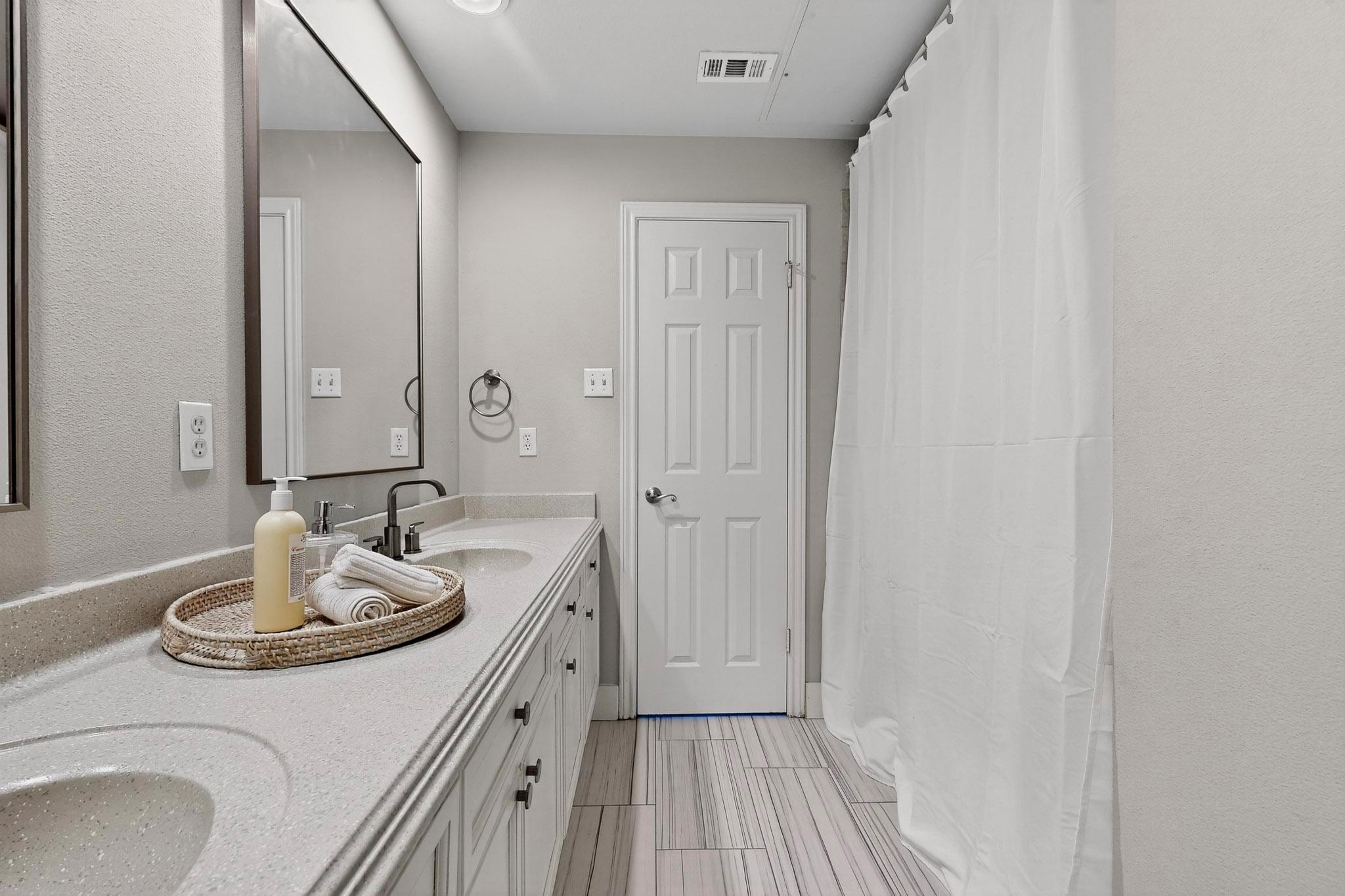 2918 Ranch Road 620 N # T250