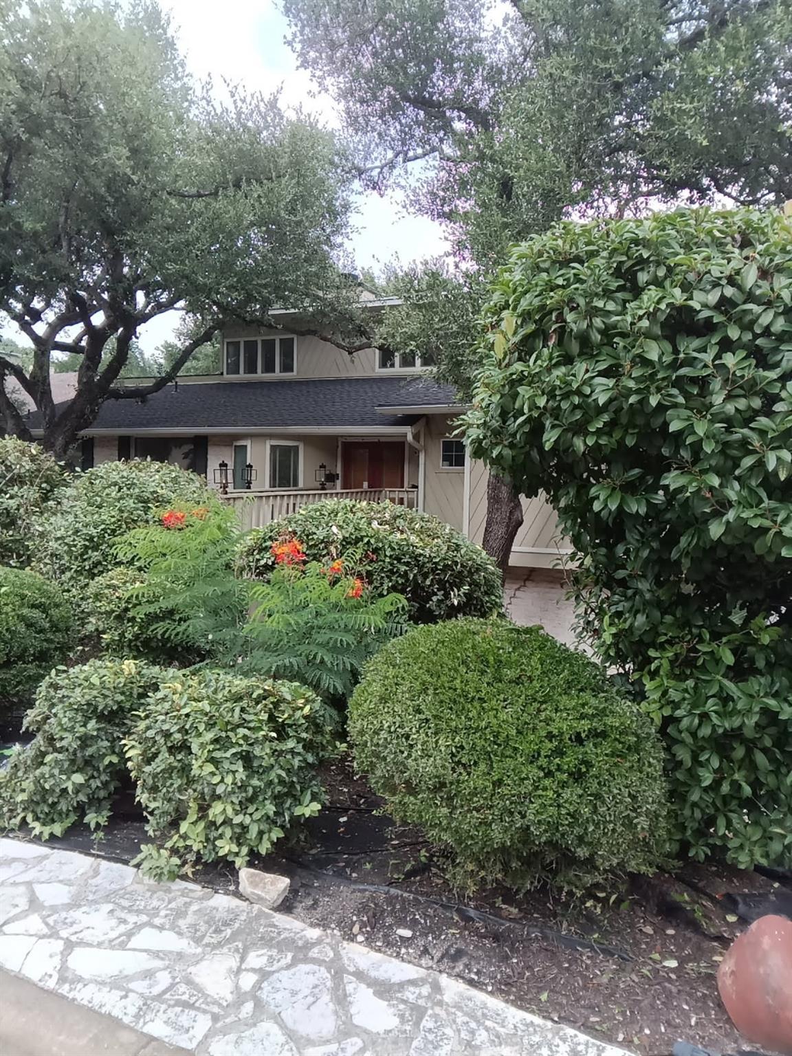 9302 Rolling Oaks TRL