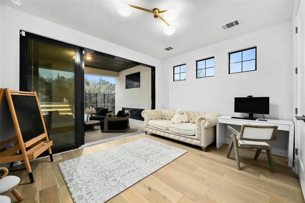 325 RINGTAIL STREAM DR