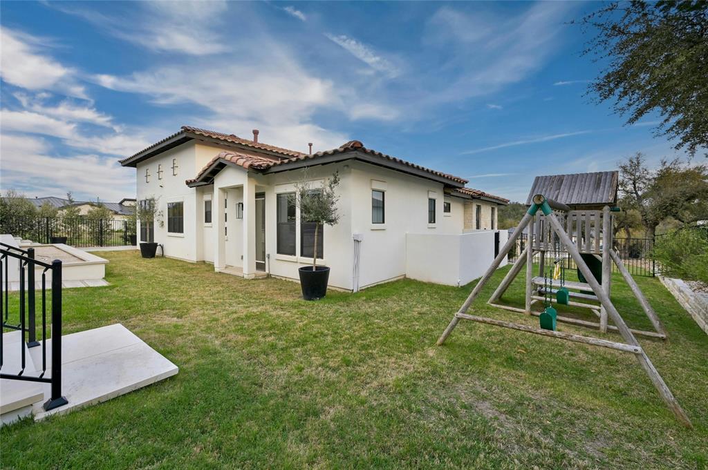 325 RINGTAIL STREAM DR