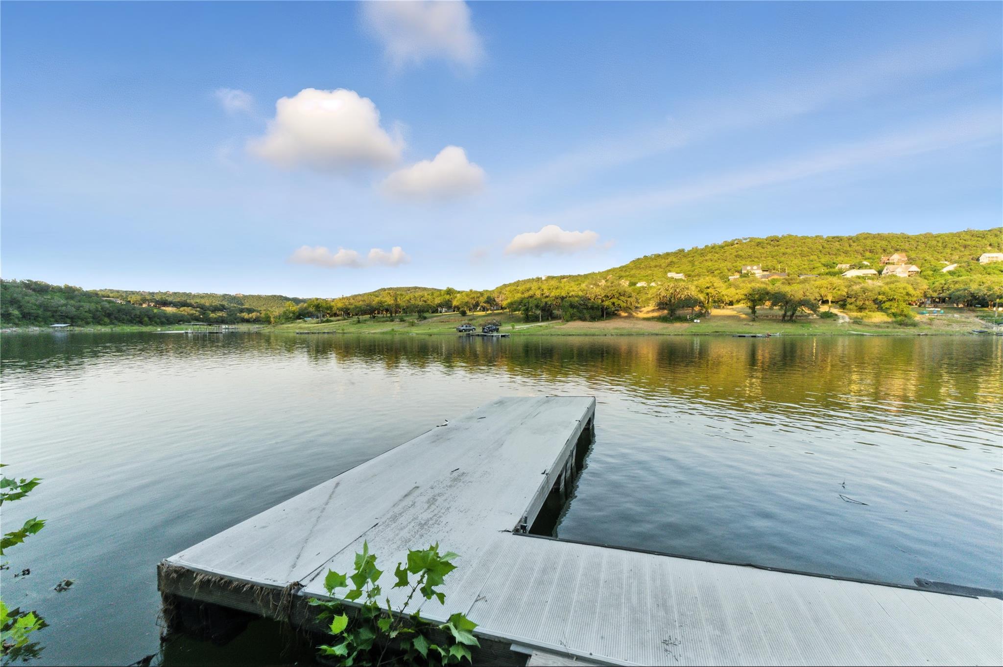 11103 Lakeside DR