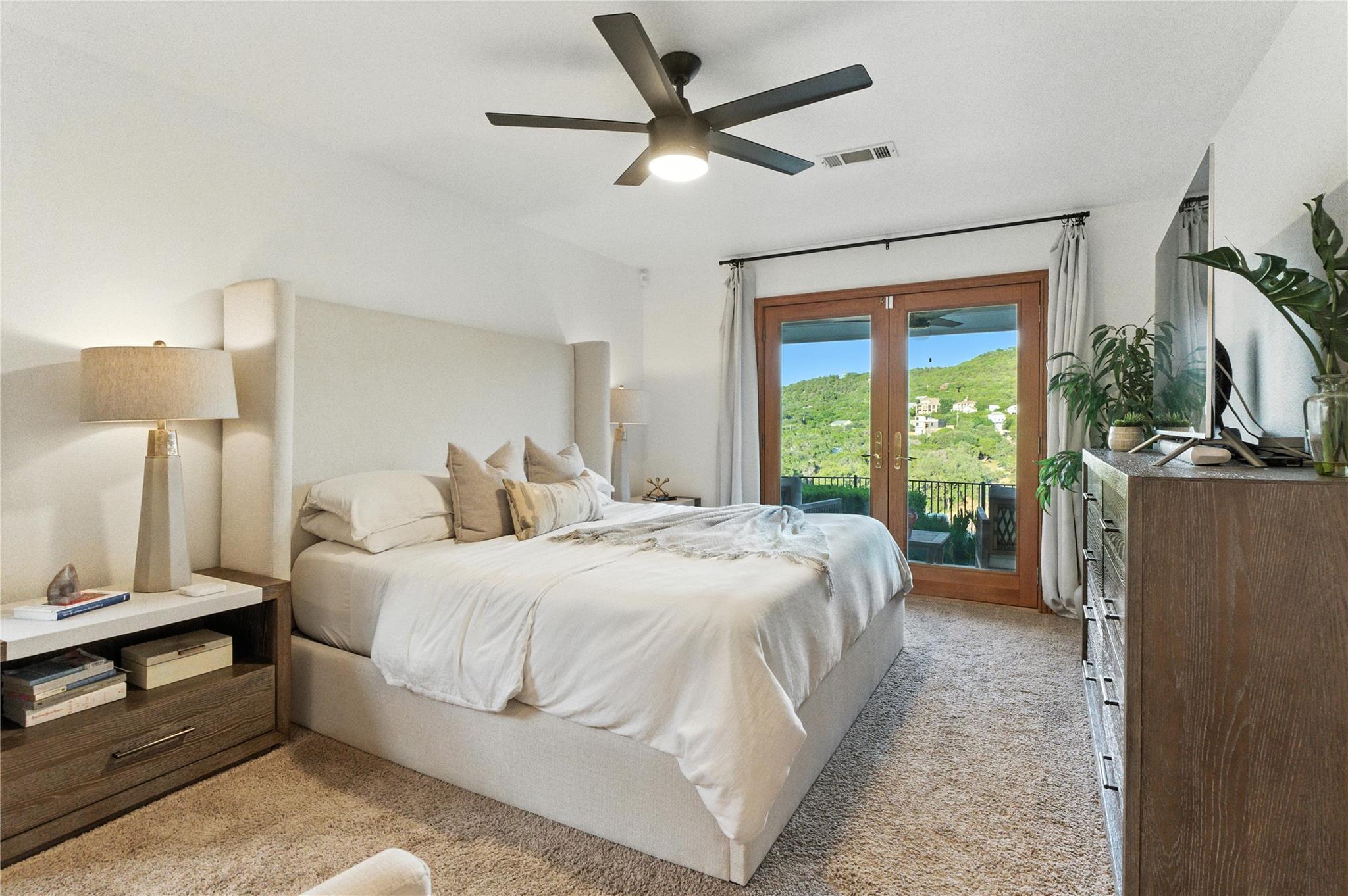 11103 Lakeside DR