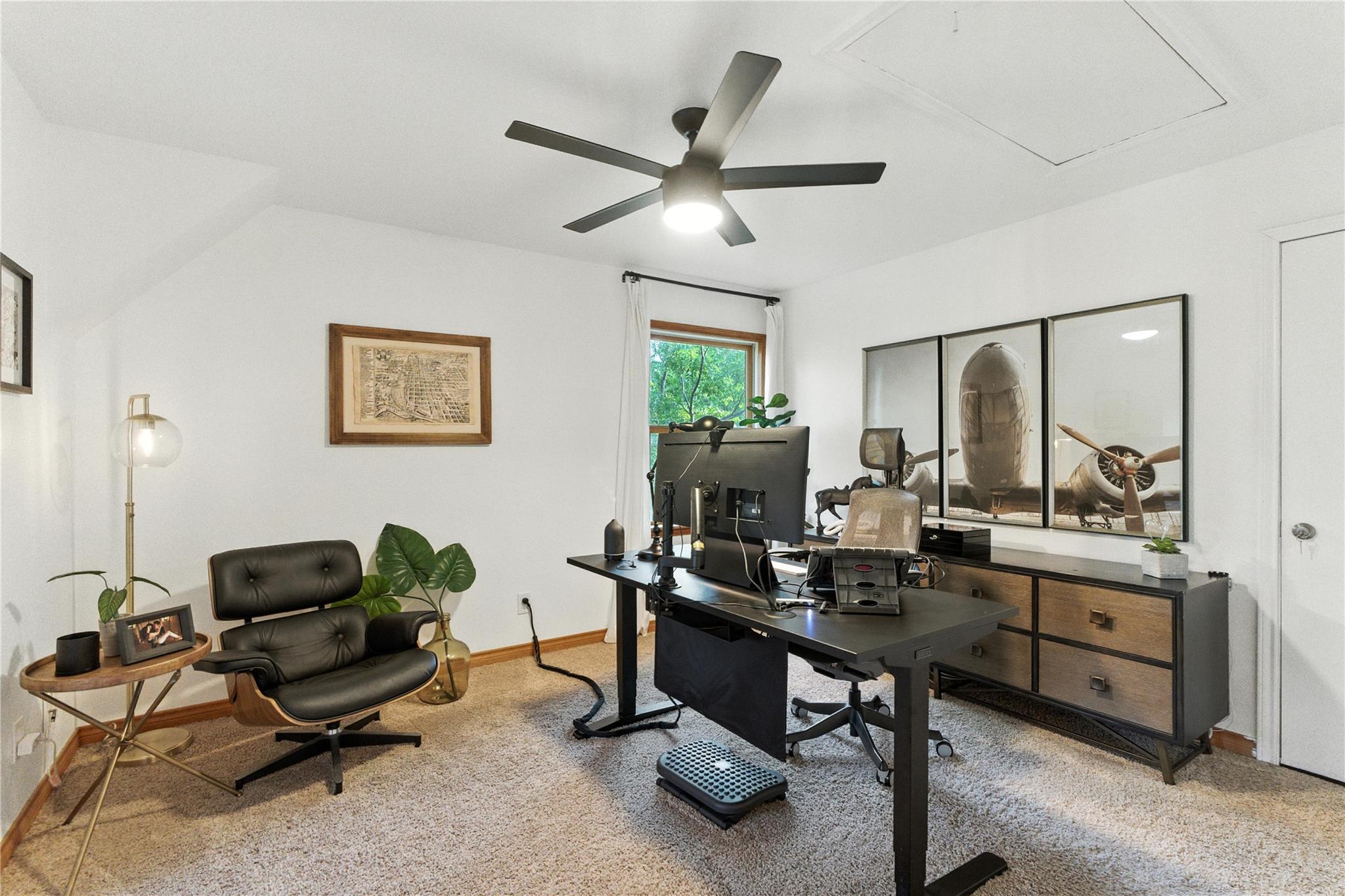 11103 Lakeside DR