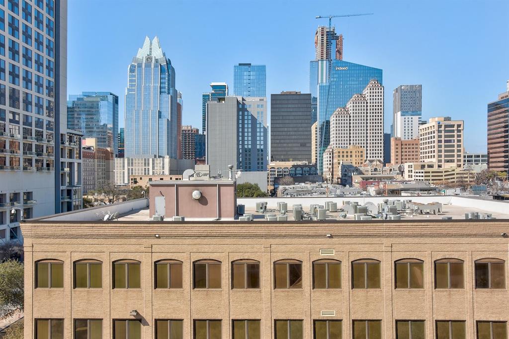 507 Sabine ST # 601
