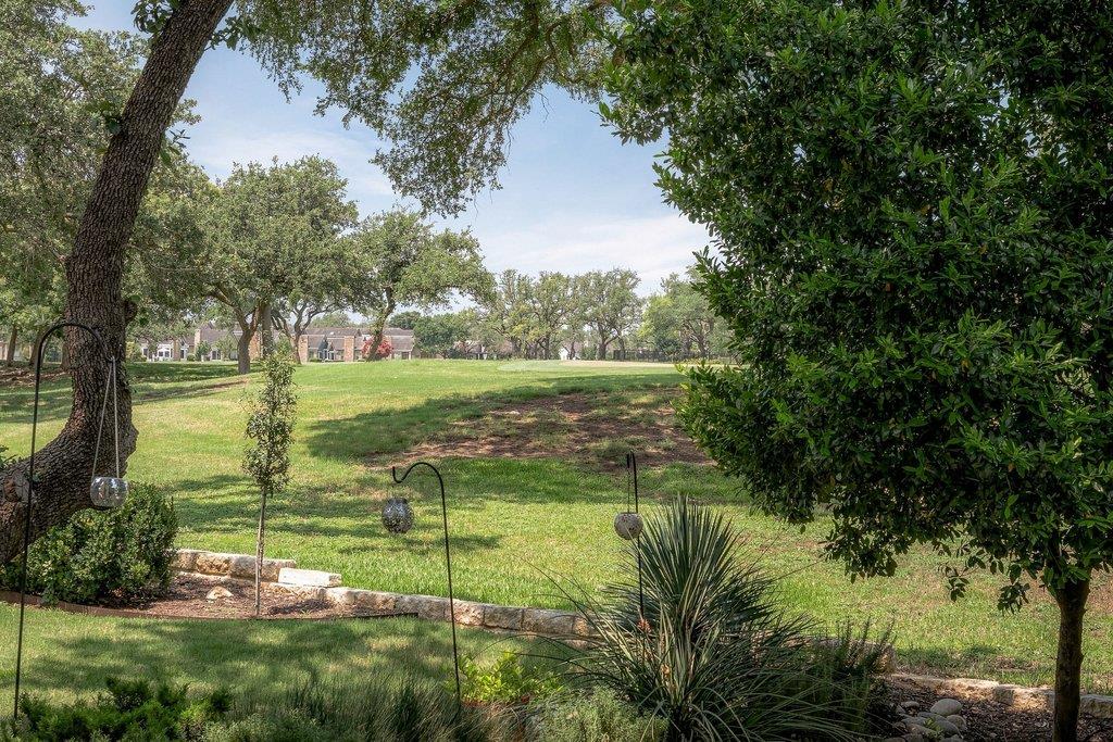 2 Prestonwood CV