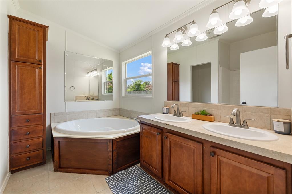 349 Youngs Prairie RD