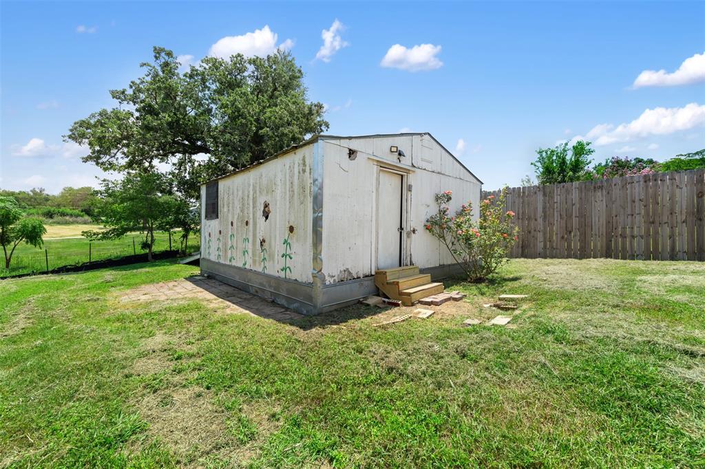 349 Youngs Prairie RD