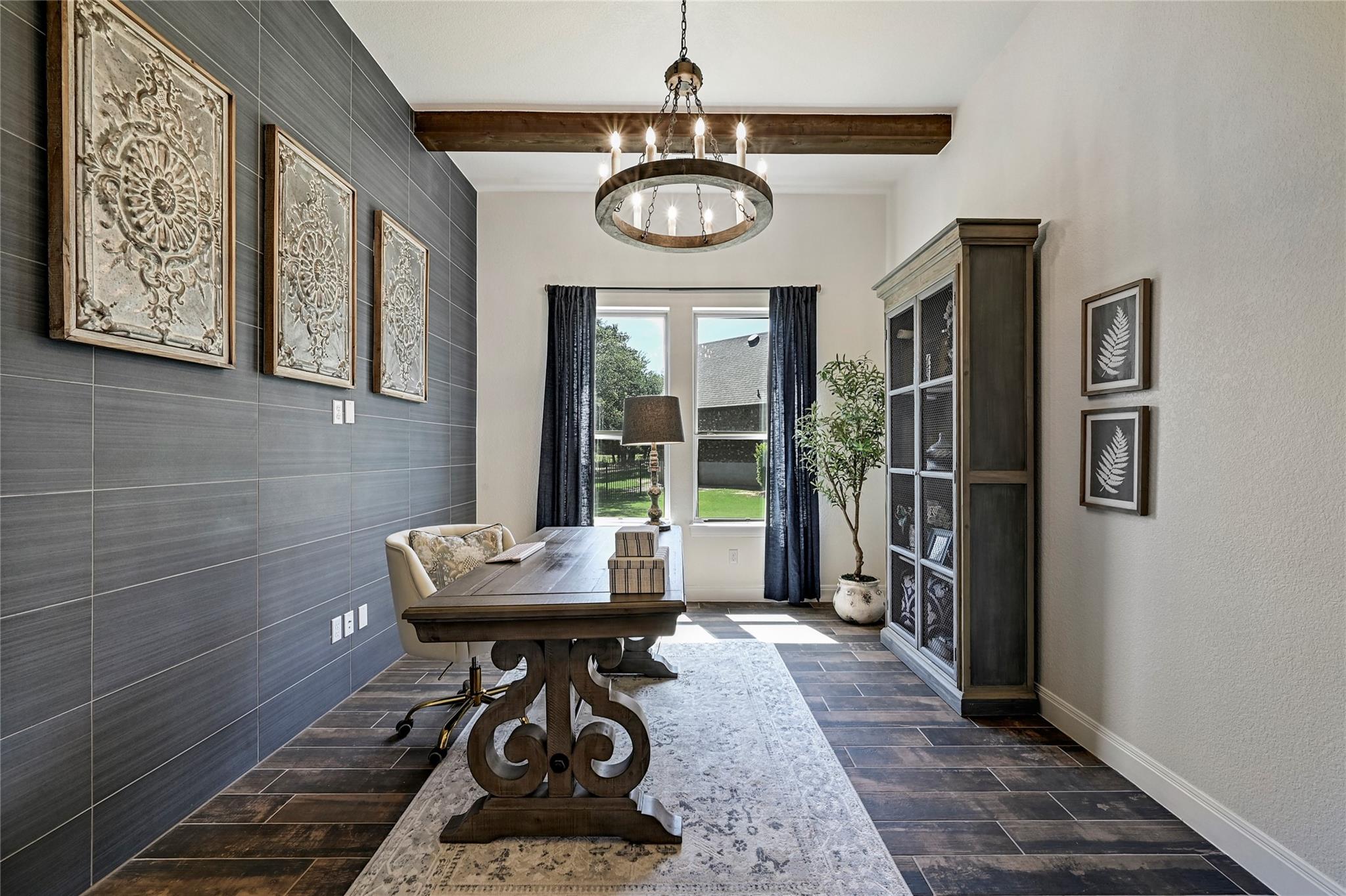 121 Buffalo Speedway DR