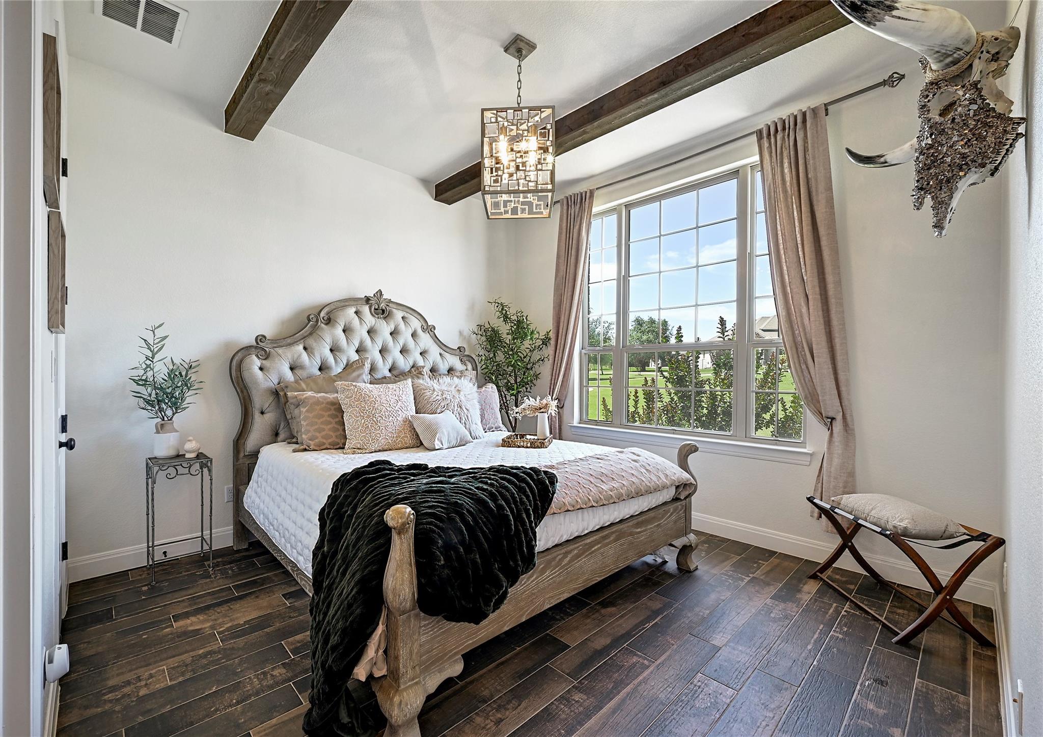 121 Buffalo Speedway DR