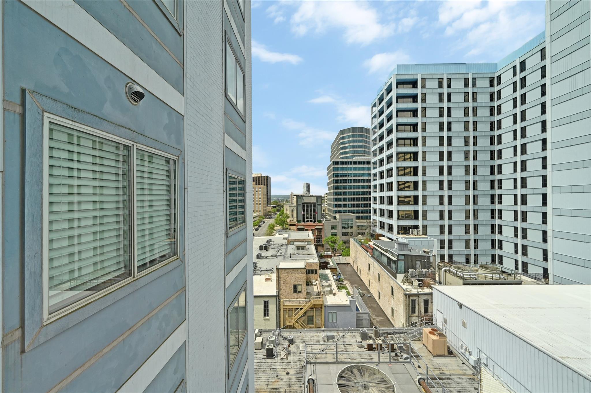 800 Brazos ST # 1111