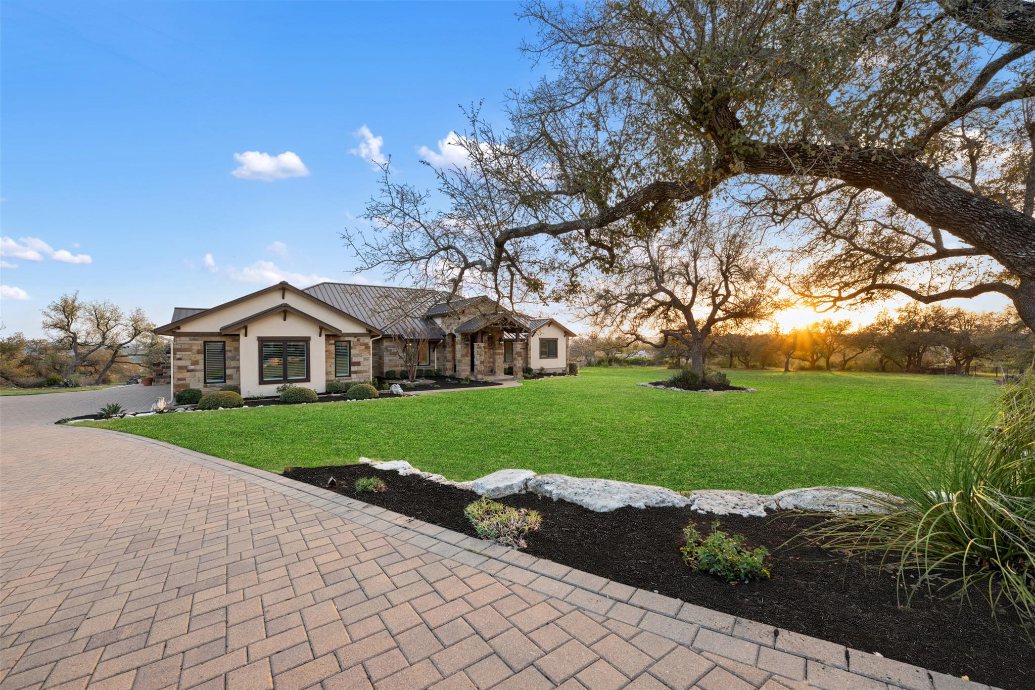 8040 Carlton Ridge CV