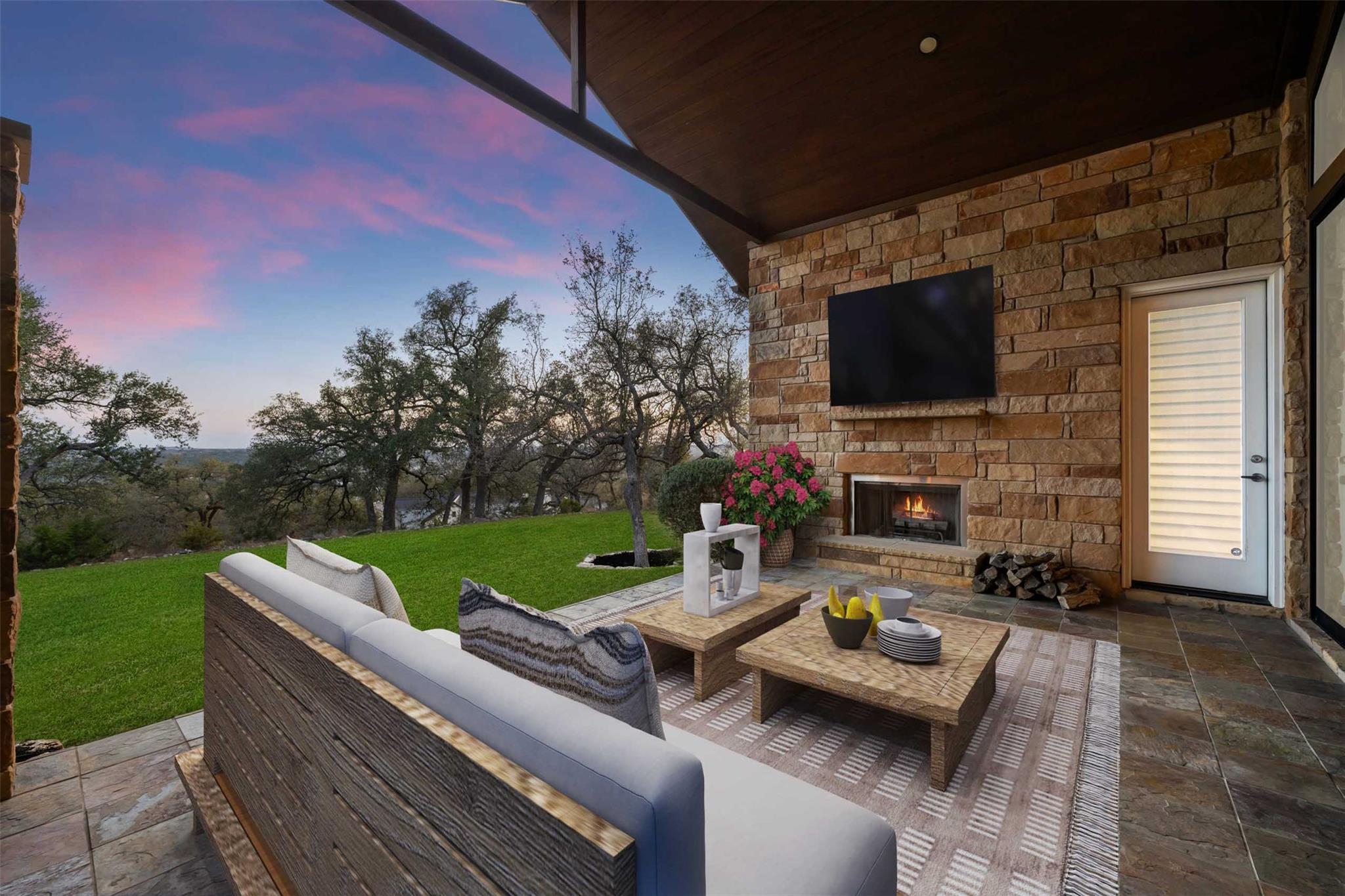 8040 Carlton Ridge CV