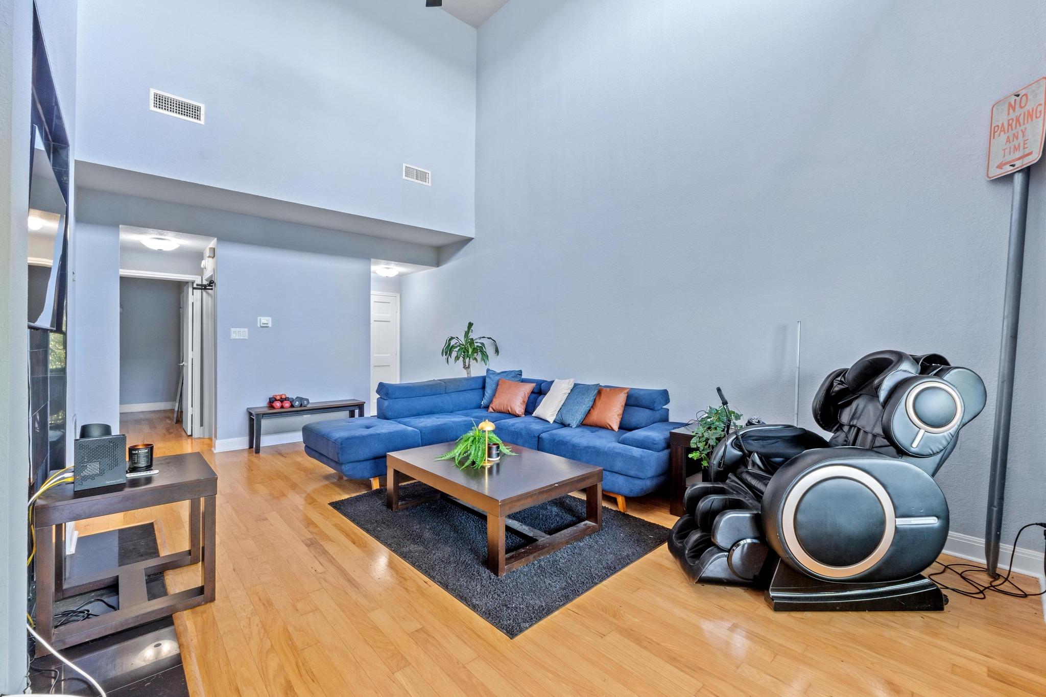 4711 Spicewood Springs RD # 226 Unit: 5-226