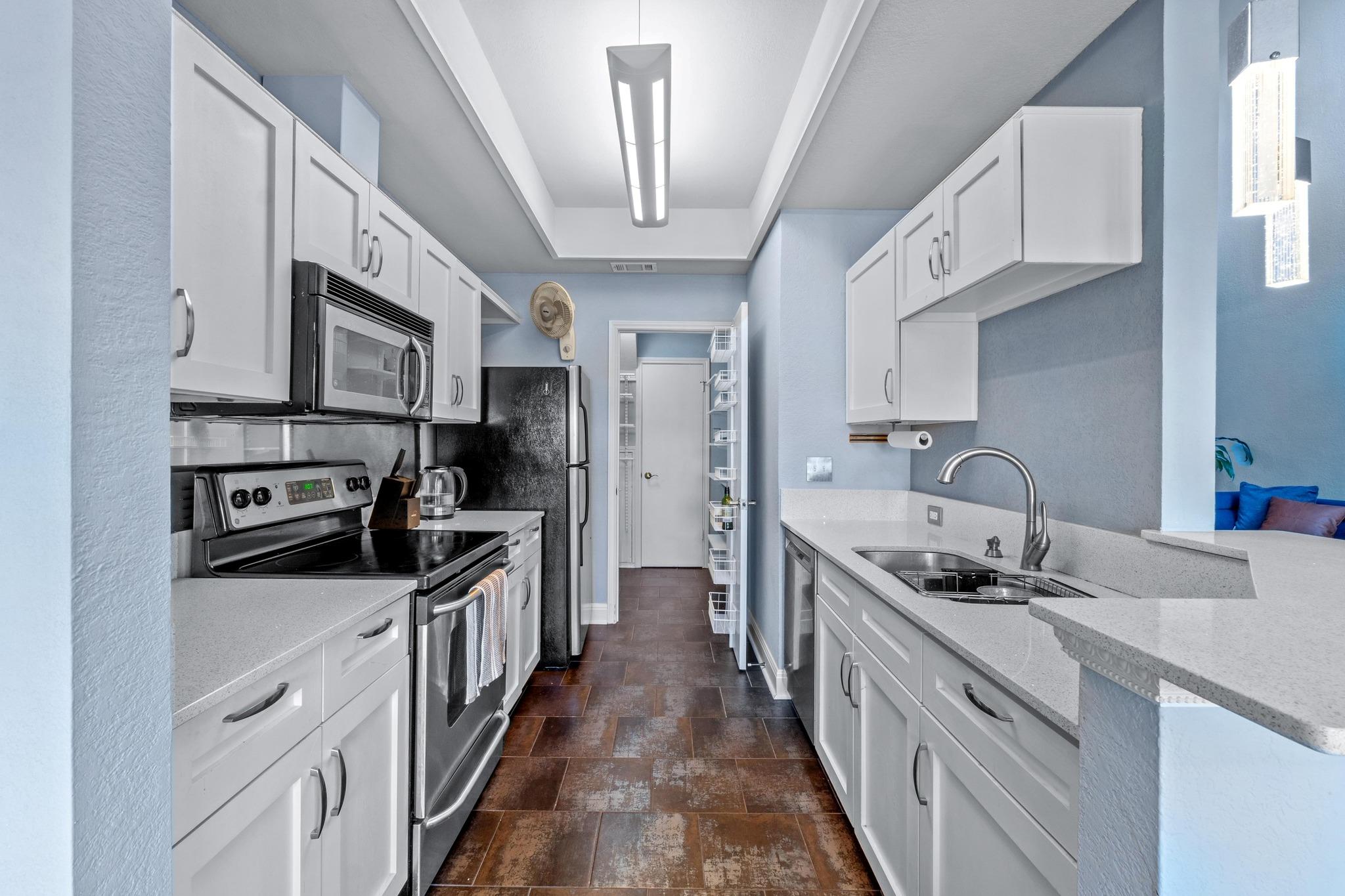 4711 Spicewood Springs RD # 226 Unit: 5-226