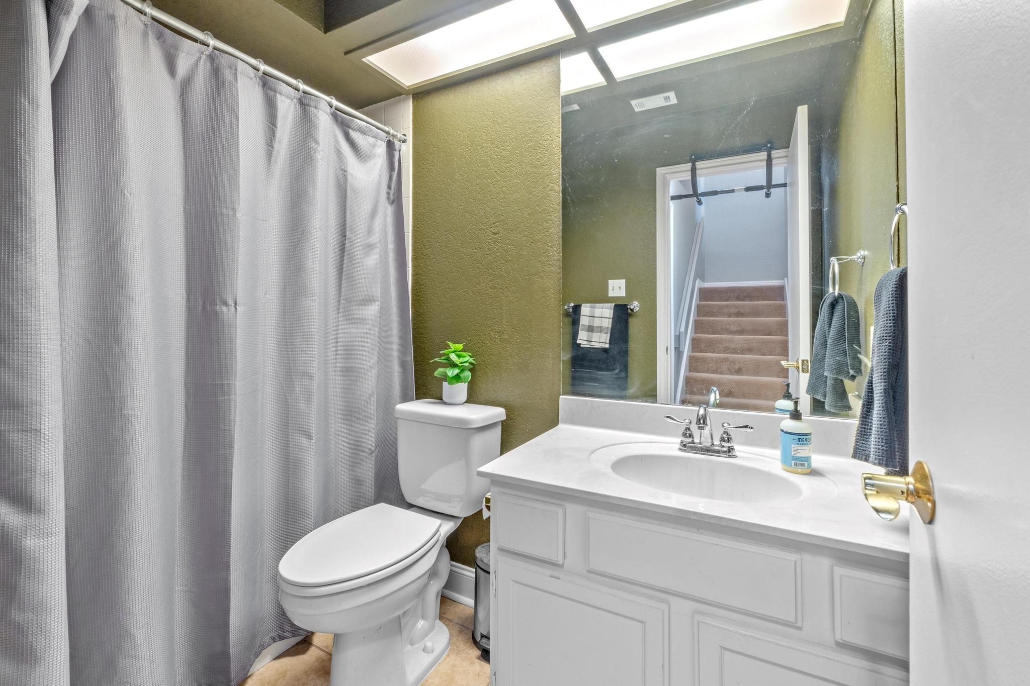 4711 Spicewood Springs RD # 226 Unit: 5-226