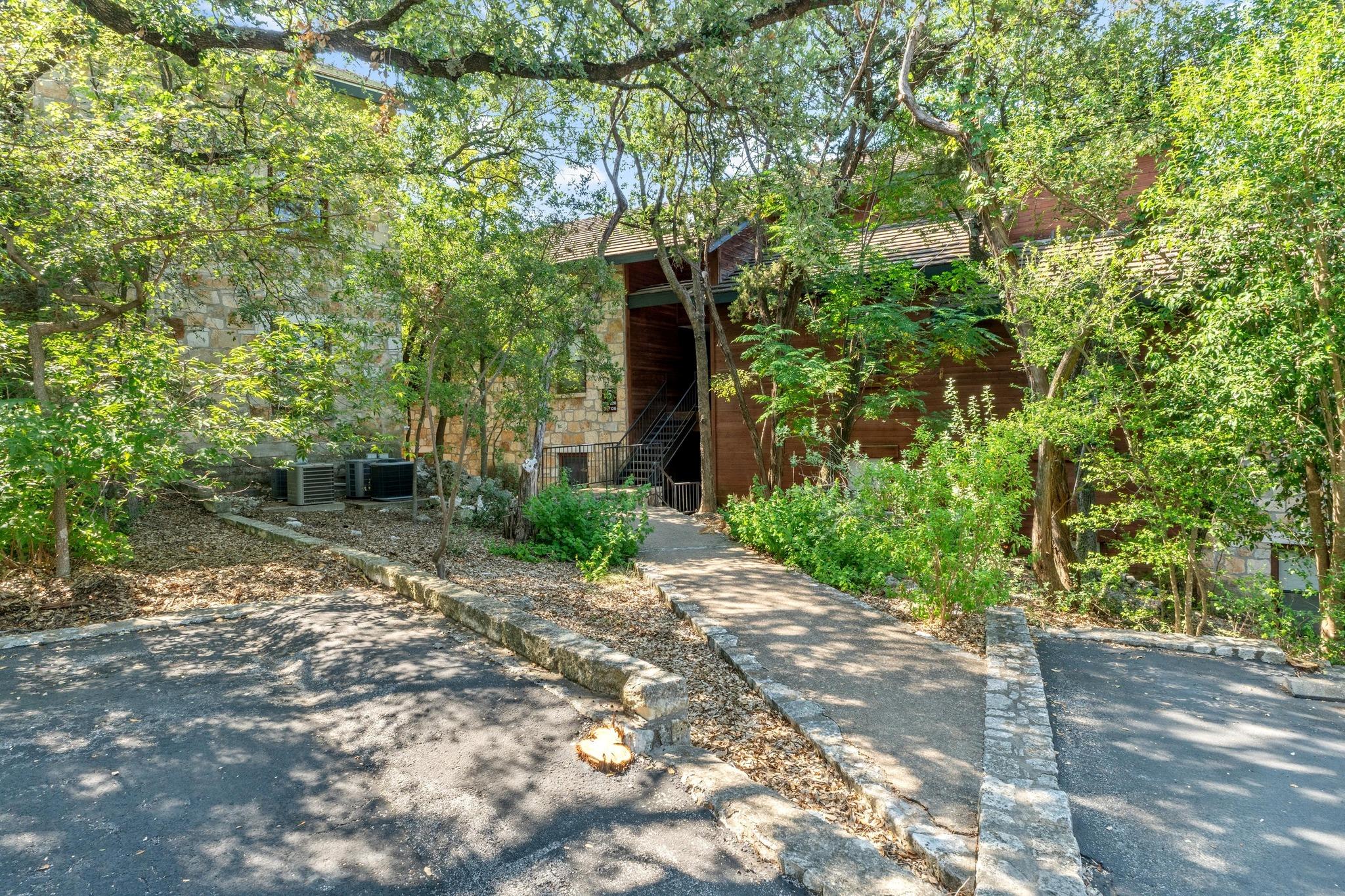 4711 Spicewood Springs RD # 226 Unit: 5-226