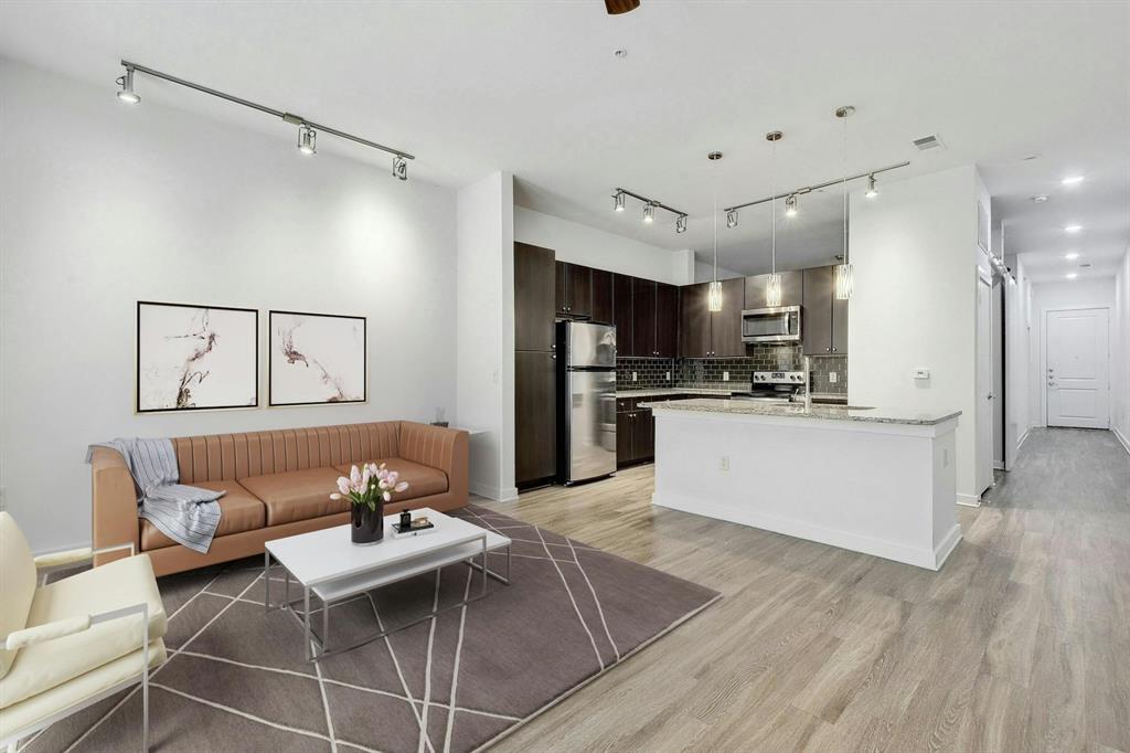 1900 Barton Springs RD # 1042