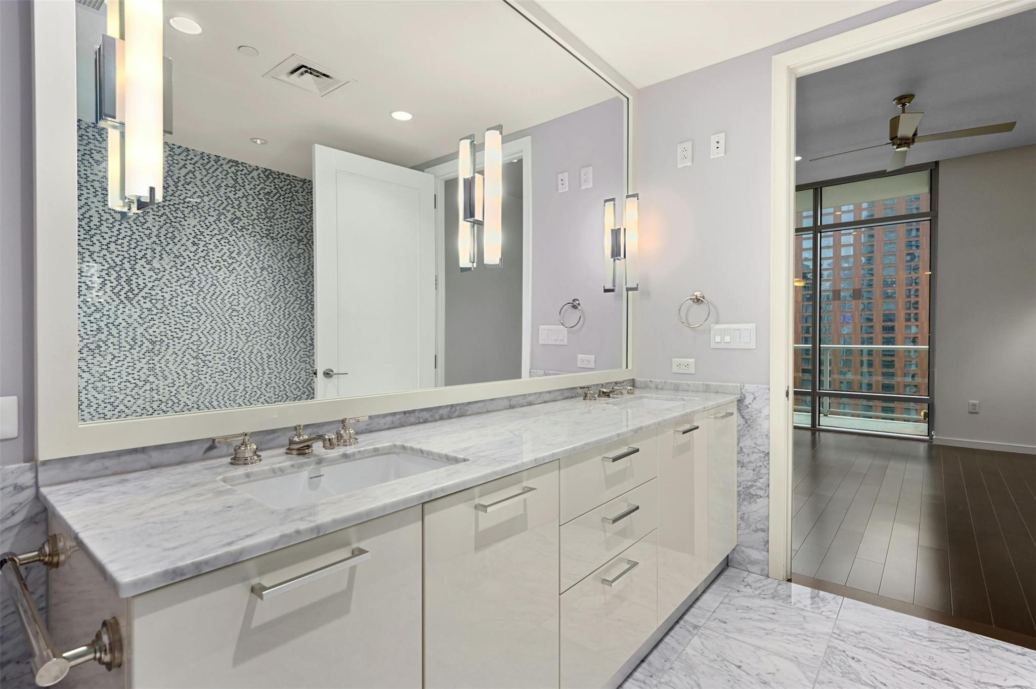 200 Congress Ave # 24B