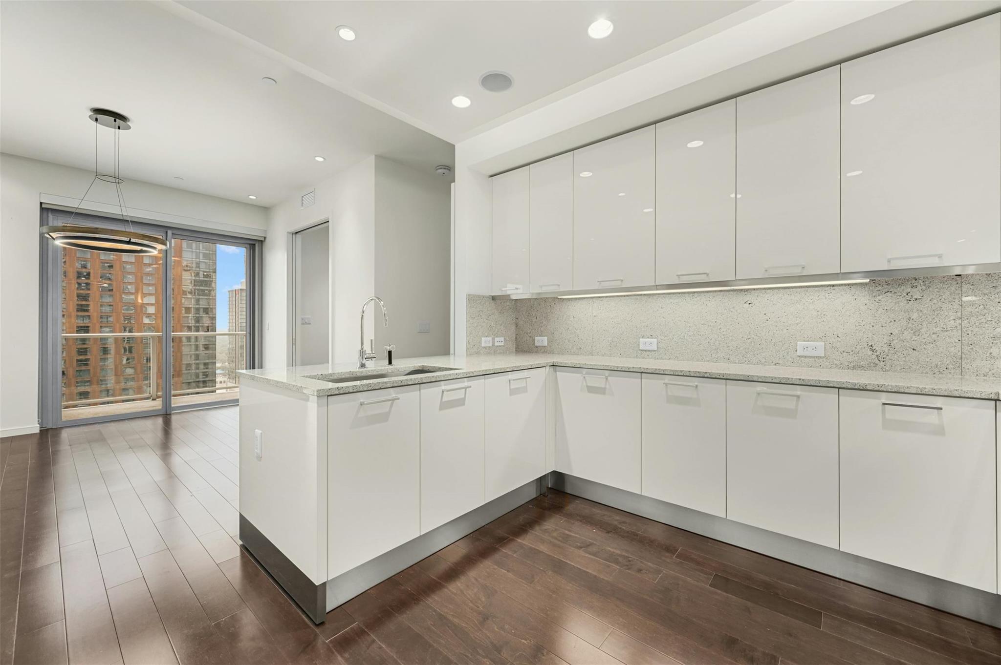 200 Congress Ave # 24B