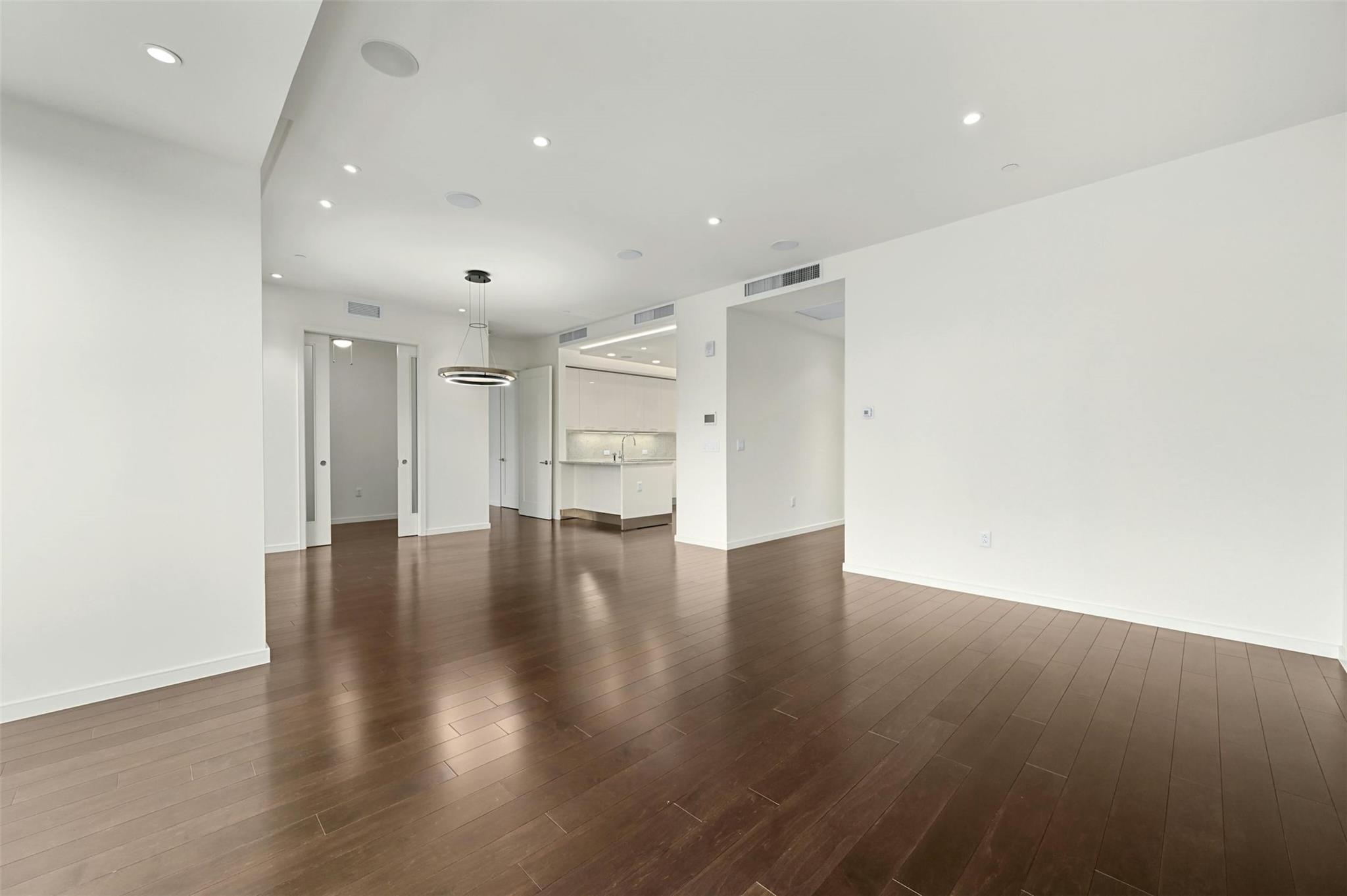 200 Congress Ave # 24B