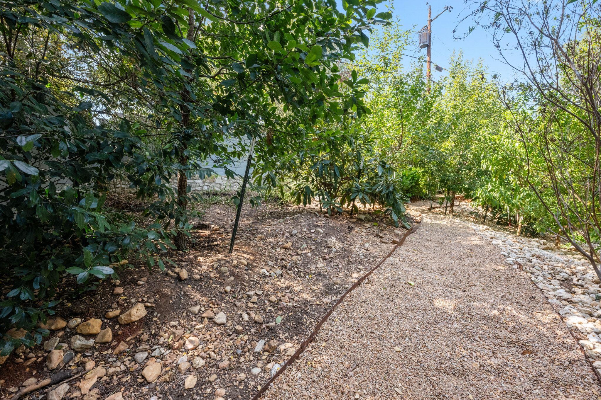 3705 Bridle PATH
