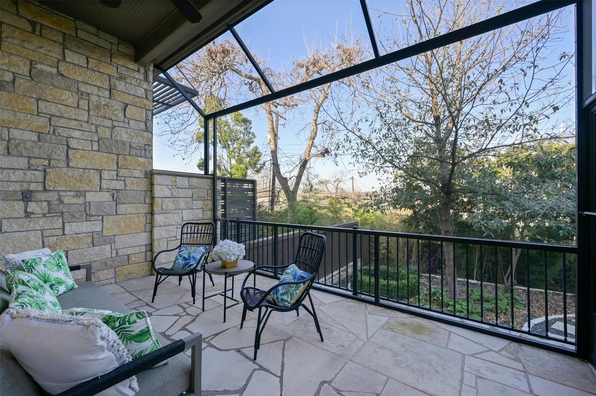 2304 Hartford RD # B