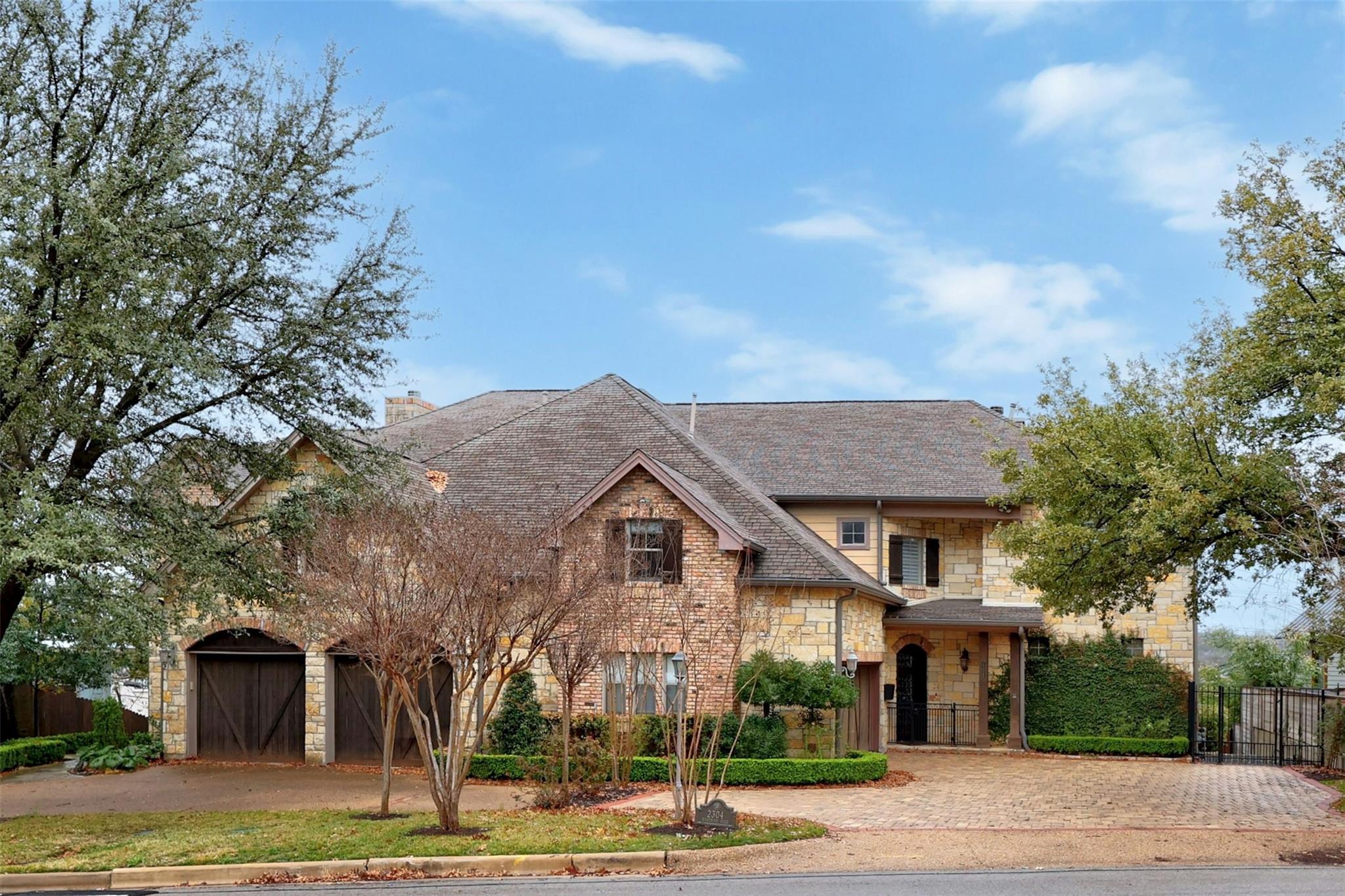 2304 Hartford RD # B