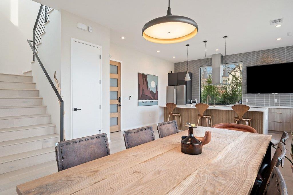 4717 Mount Vernon DR # A