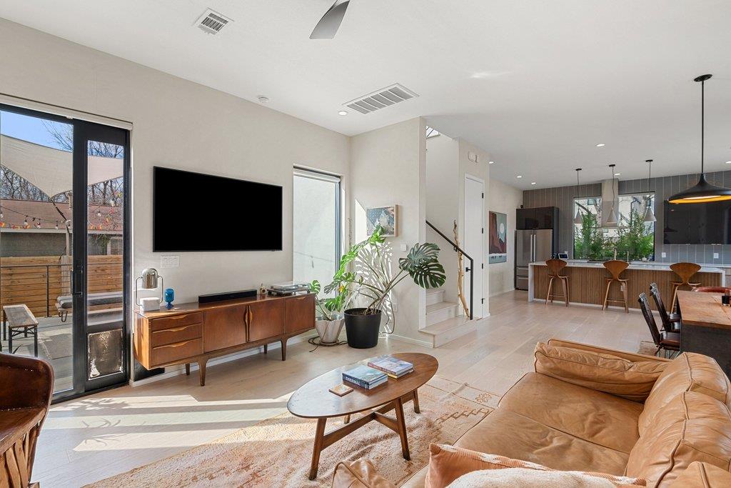 4717 Mount Vernon DR # A