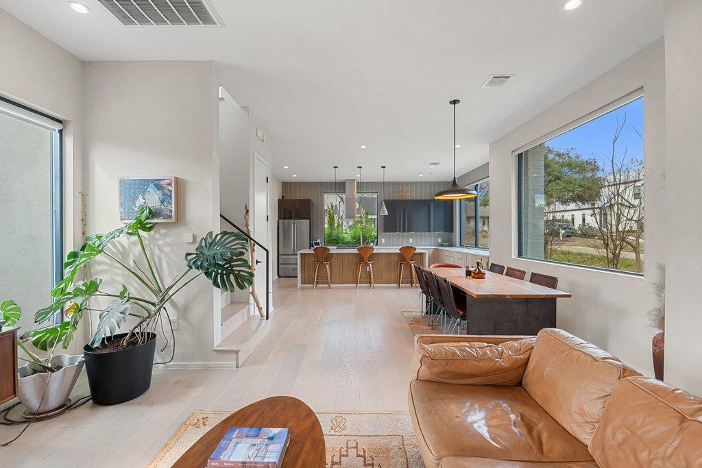 4717 Mount Vernon DR # A