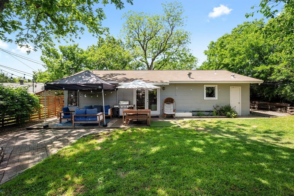 2503 East Side DR