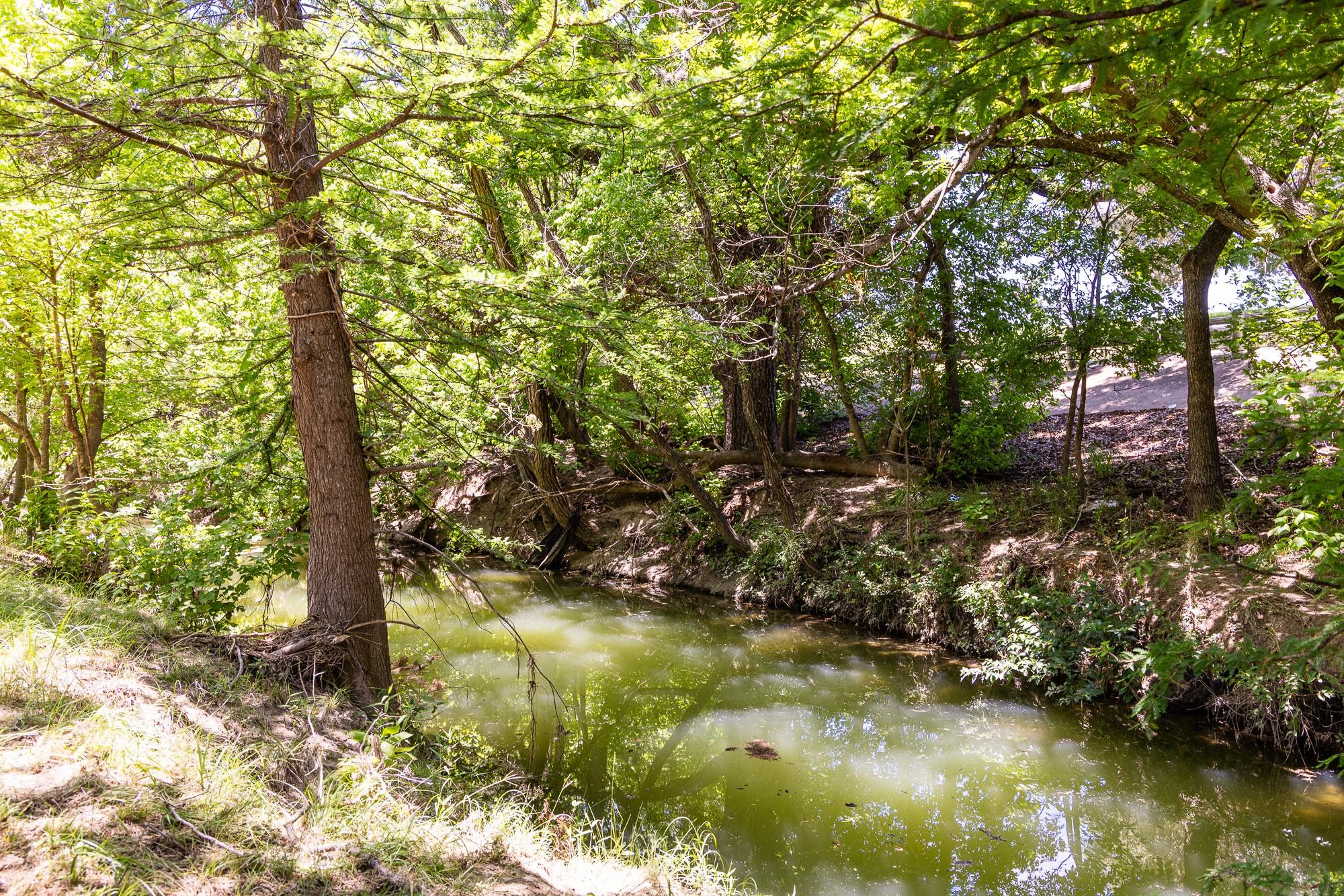 951 Cypress Creek RD