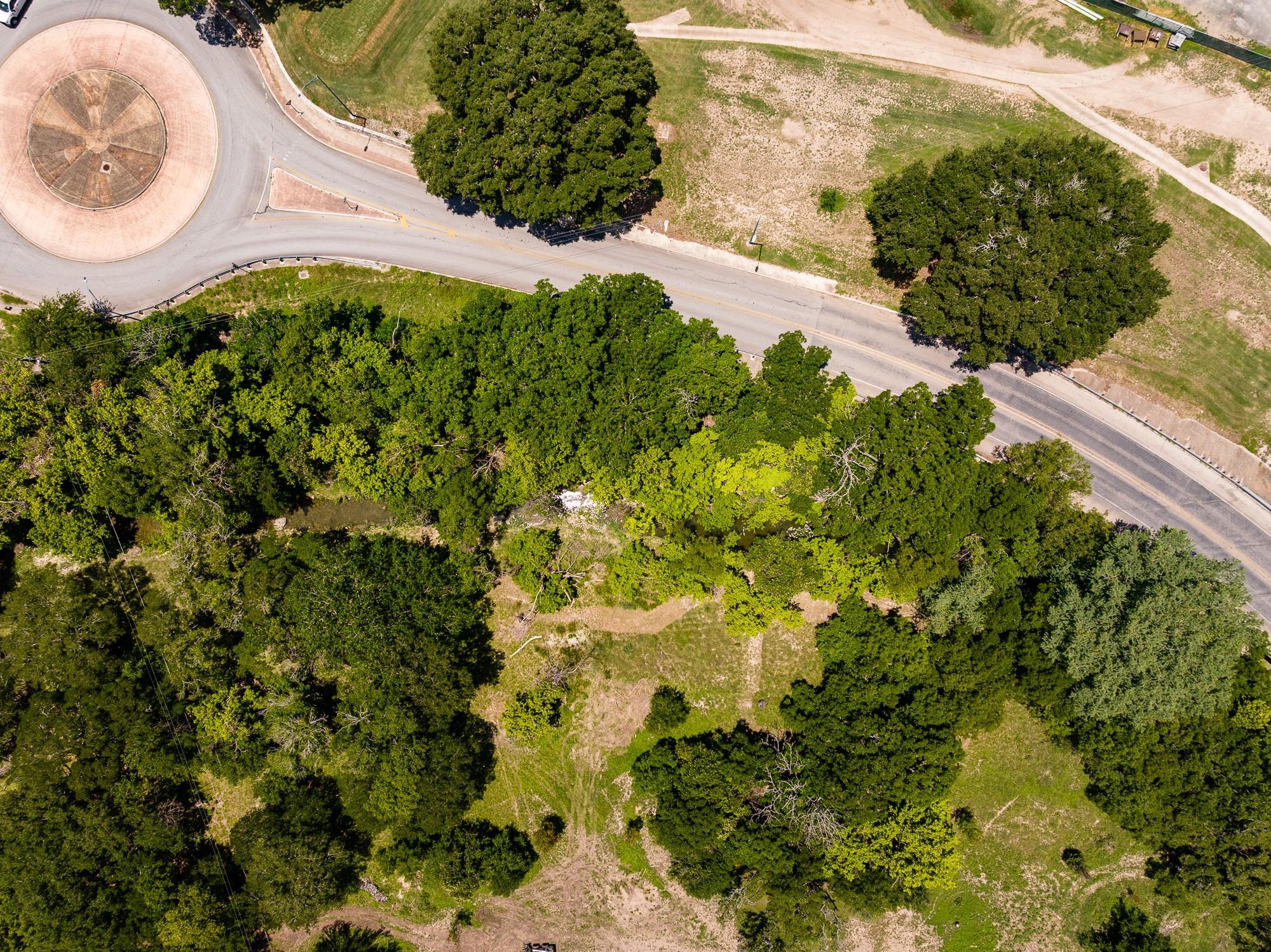 951 Cypress Creek RD