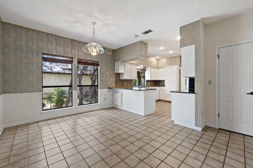 110 Blue Jay DR