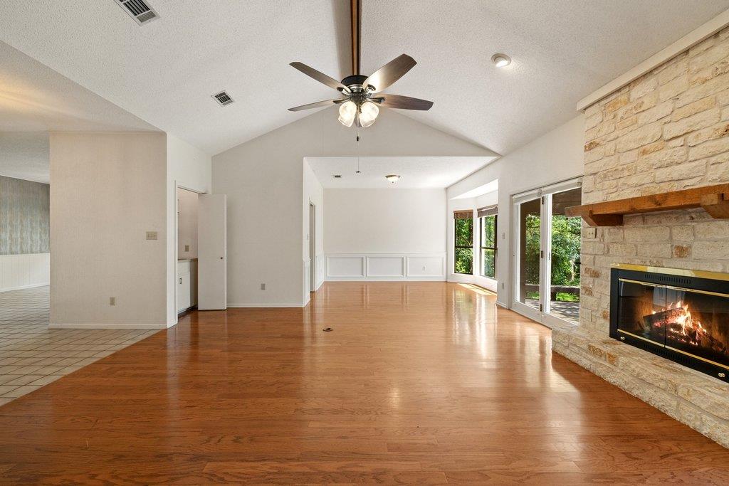 110 Blue Jay DR