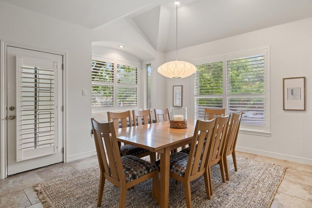 100 Brentwood DR