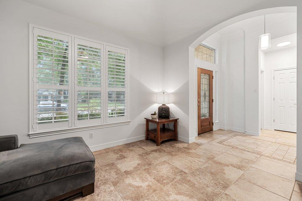 100 Brentwood DR