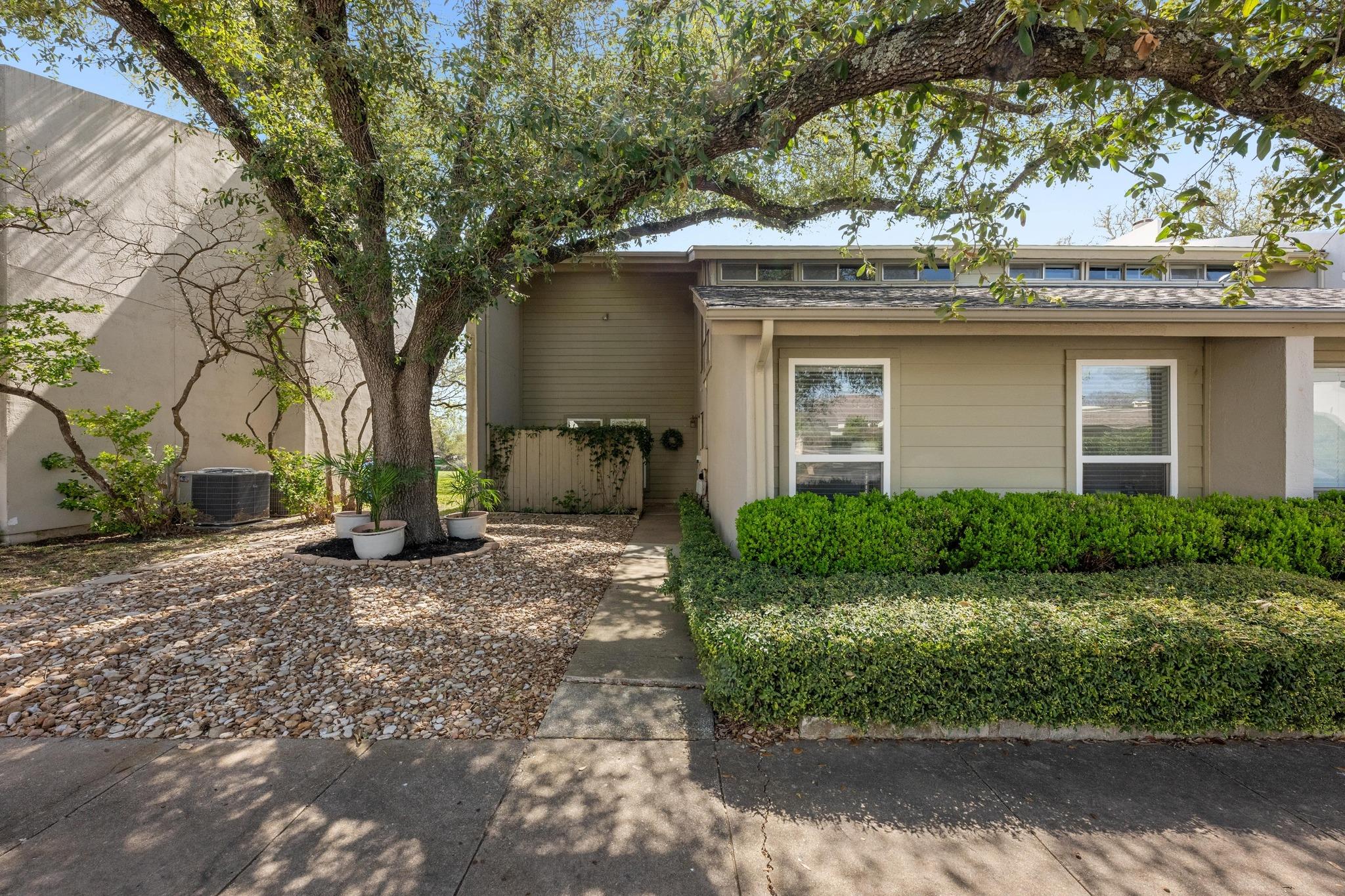100 Lido CIR # B2