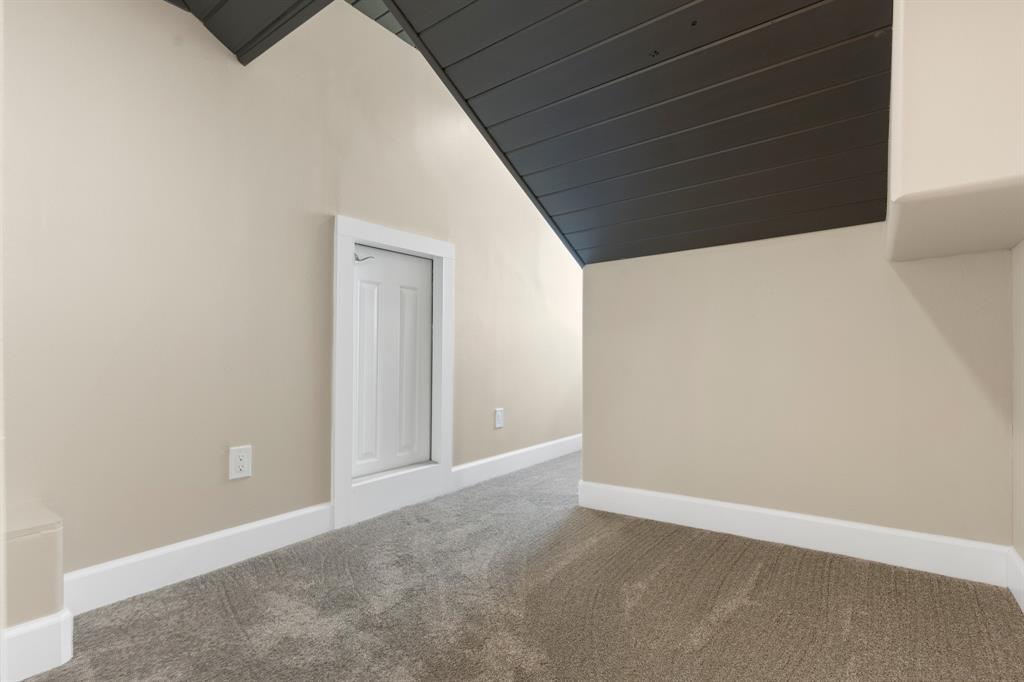 10101 Twin Lake LOOP