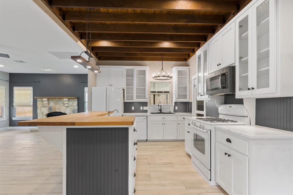 10101 Twin Lake LOOP