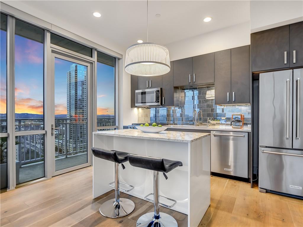 222 West Ave # 1802